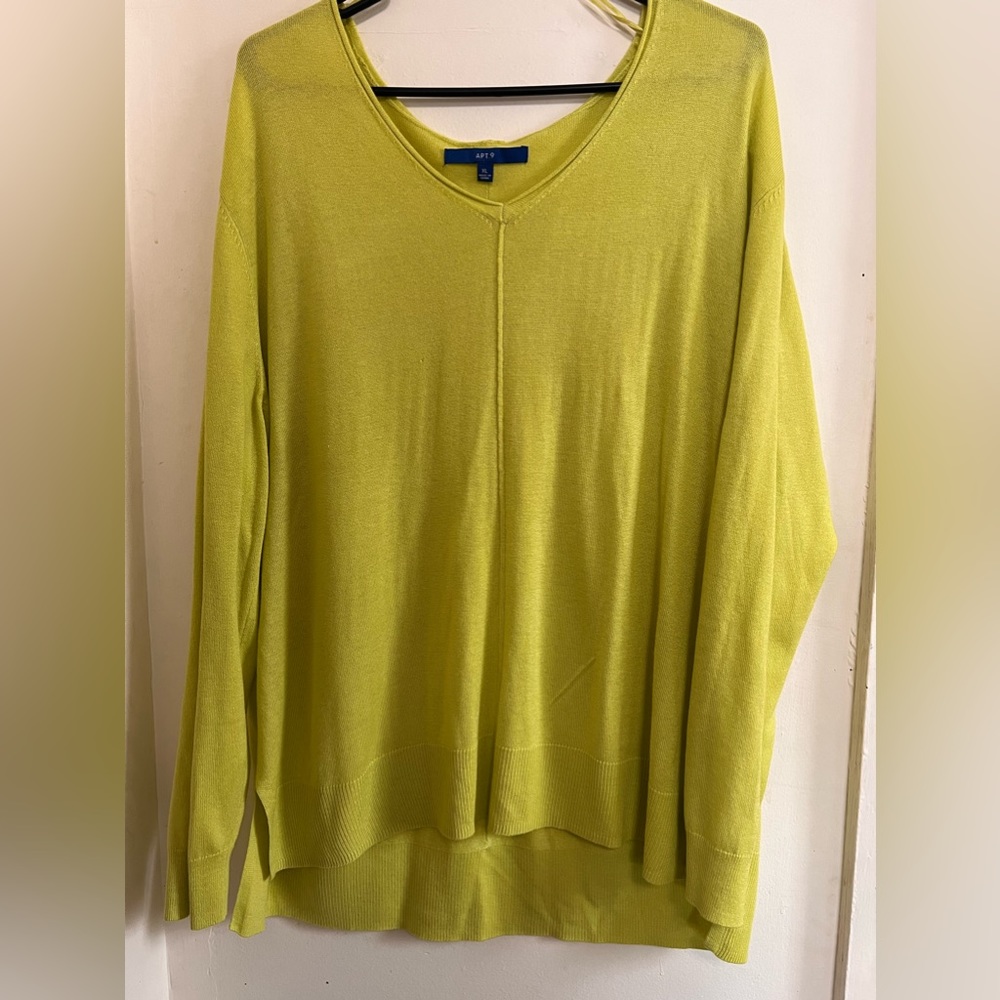 Apt 9 Light Sweater